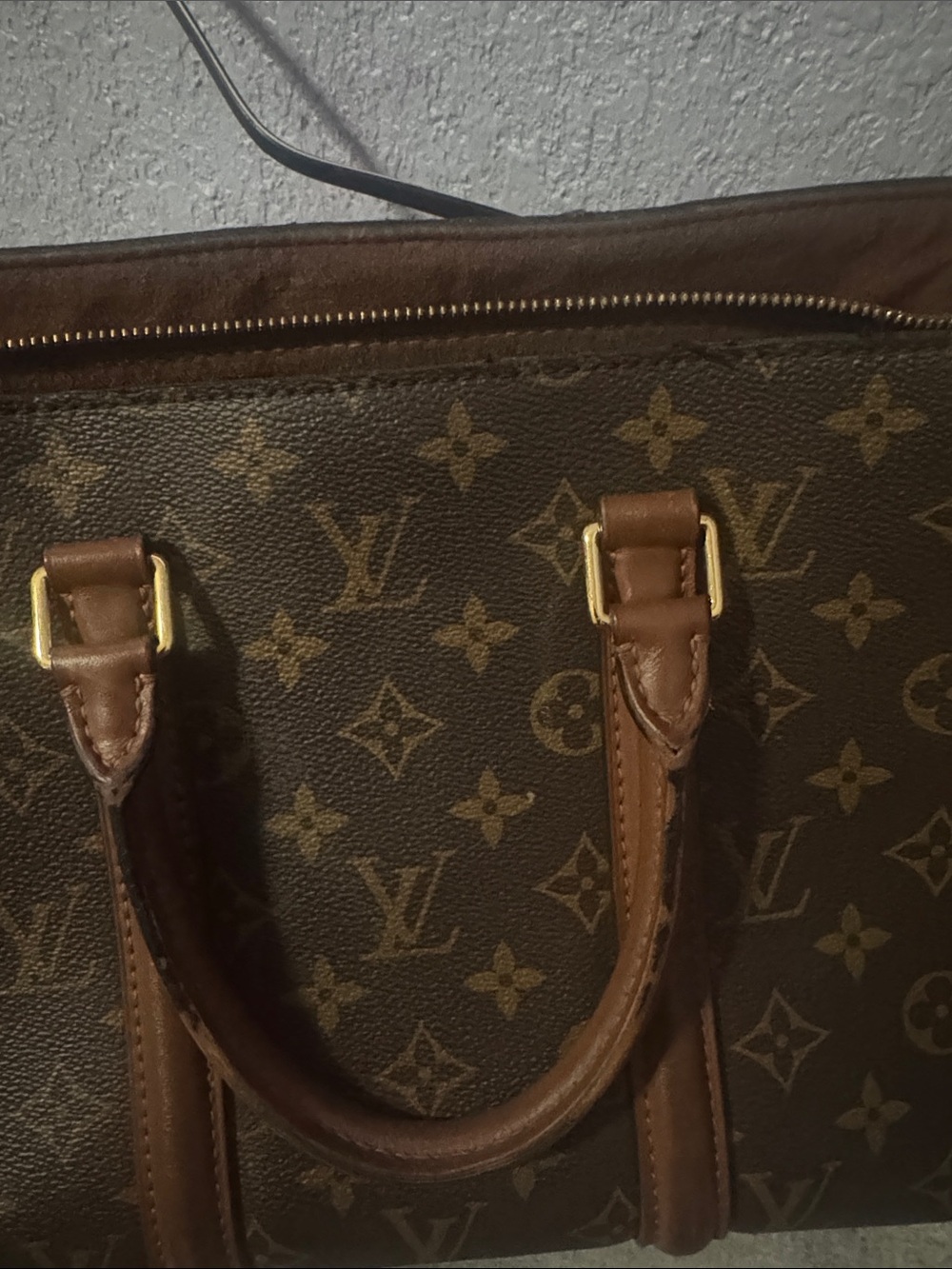 Louis Vuitton Monogram Canvas Handbag - Brown & Gold Hardware - Picture 7 of 7
